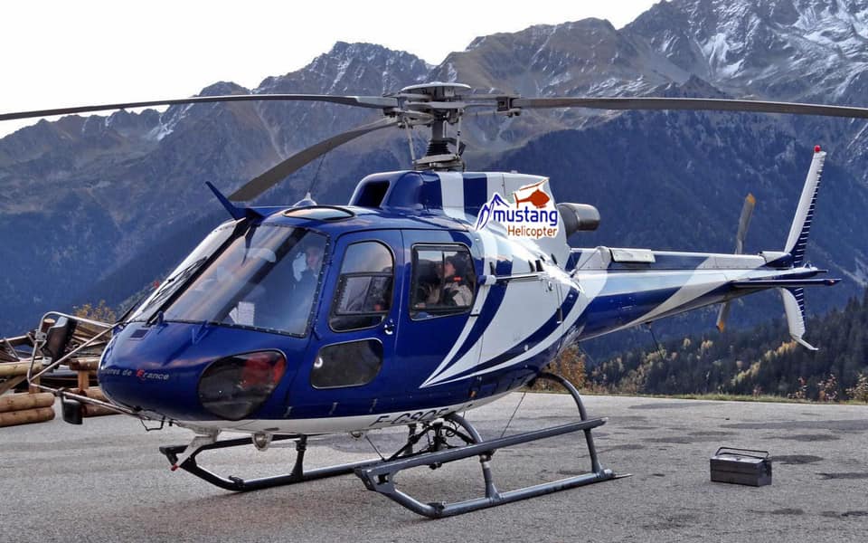 mustang helicopters